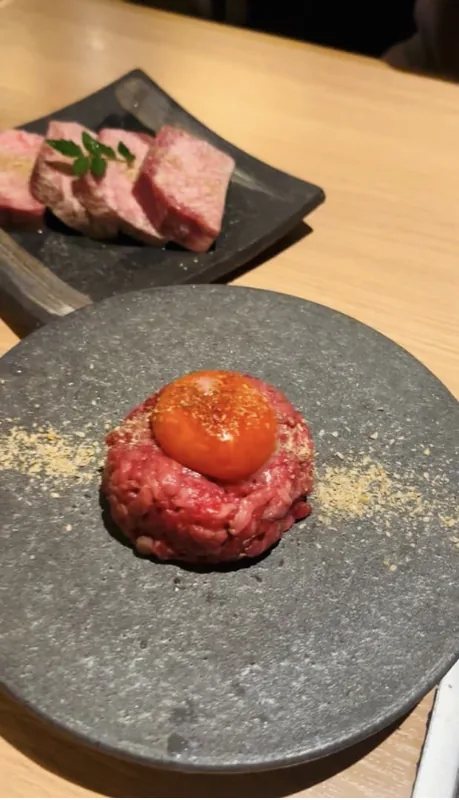 濃厚な炙りユッケに感動しました｜焼肉 黒田の来店者記事
