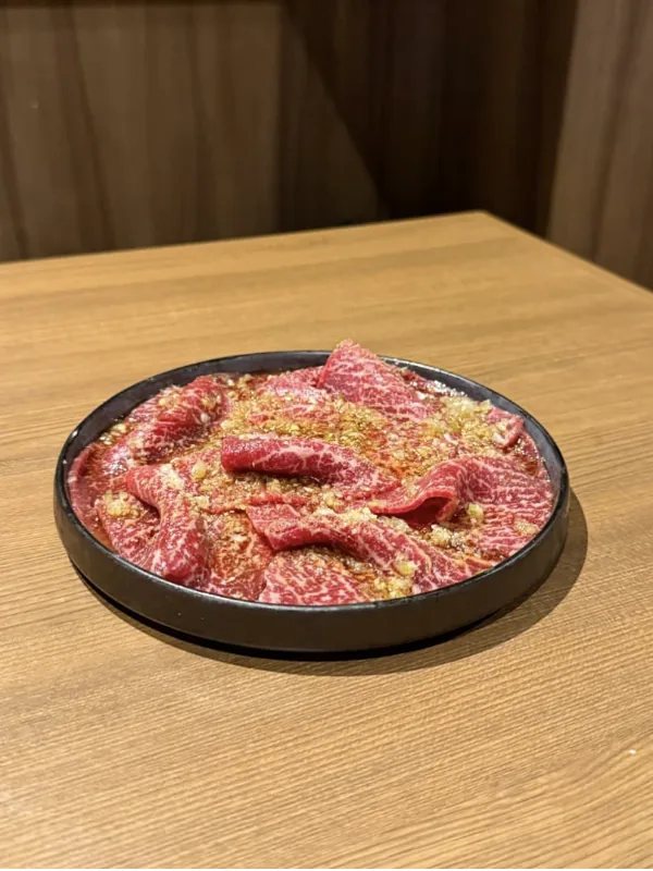 炙りユッケから始まる上質な焼肉旅｜写真4