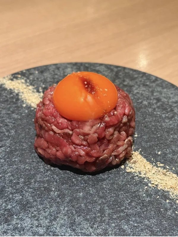 ワンランク上の町焼肉屋さん！デートにも使いやすい雰囲気｜焼肉 黒田の来店者記事