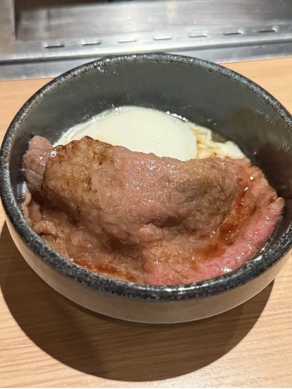 ワンランク上の町焼肉屋さん！デートにも使いやすい雰囲気｜写真3
