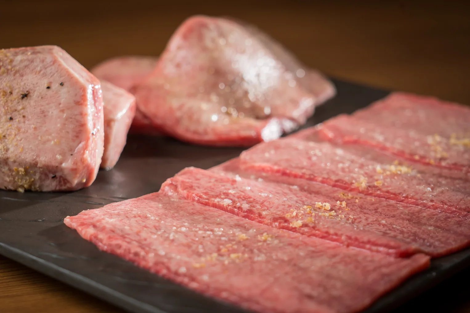赤身肉好きな方は絶対行くべき！渋谷にある黒毛和牛にこだわった焼肉屋さん｜焼肉 黒田の来店者記事